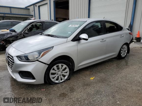 ✅ 2020 Hyundai Accent SE • VIN: 3KPC24A60LE107532 • Лот: 41202264. Опубликован ранее на Copart с пробегом 93 997 миль. Бесплатный доступ к архиву аукционных продаж из США и подробный отчёт об истории автомобиля на DreamBid. Изображение 1.
