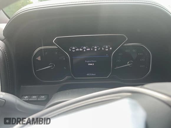 ✅ 2021 GMC Sierra 2500HD AT4 • VIN: 1GT49PEY2MF208110 • Lot: 66681535. Wystawiony na Copart z przebiegiem 48 354 mil. Bezpłatny archiwum sprzedaży aukcyjnych z USA i szczegółowy raport historii pojazdu na DreamBid. Zdjęcie 9.