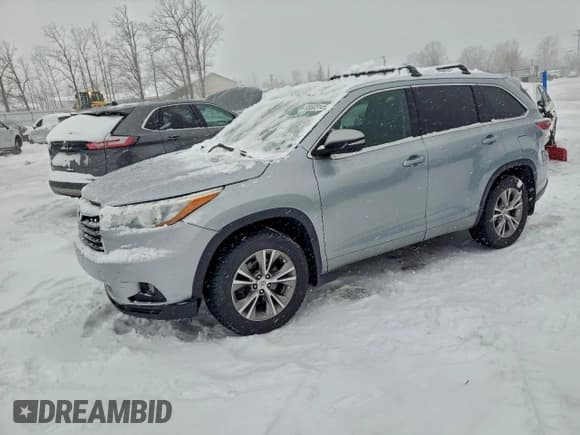 ✅ 2015 Toyota Highlander XLE • VIN: 5TDJKRFH5FS093880 • Lot: 95603145. Wystawiony na Copart z przebiegiem 169 762 mil. Bezpłatny archiwum sprzedaży aukcyjnych z USA i szczegółowy raport historii pojazdu na DreamBid. Zdjęcie 1.