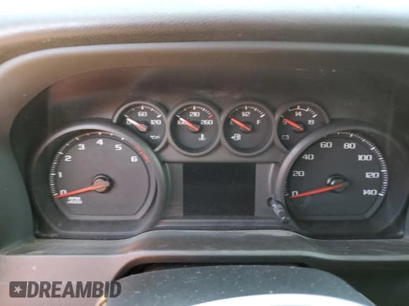 ✅ 2024 Chevrolet Silverado 2500HD Custom • VIN: 2GC1YME74R1161088 • Lot: 75397214. Wystawiony na Copart z przebiegiem Nie podano. Bezpłatny archiwum sprzedaży aukcyjnych z USA i szczegółowy raport historii pojazdu na DreamBid. Zdjęcie 9.