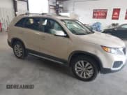✅ 2011 Kia Sorento LX • VIN: 5XYKTDA28BG080796 • Lot: 42880339. Listed on IAAI with 140,193 mi. Free auction sales archive from the USA and detailed vehicle history report at DreamBid. Image 17.