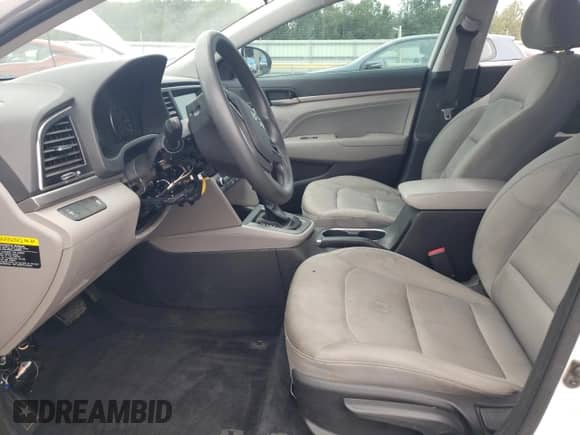 2017 Hyundai Elantra Value Edition с VIN 5NPD84LF4HH008084, выставлен на аукционе Copart как лот 86227715 с пробегом 80 725 миль миль и Списание • Salvage title. История ставок и продаж доступна на DreamBid. Изображение 7.