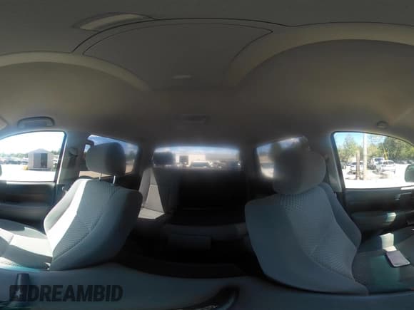 ✅ 2010 Toyota Tundra • VIN: 5TFDY5F18AX143035 • Lot: 43072157. Wystawiony na IAAI z przebiegiem 166 830 mil. Bezpłatny archiwum sprzedaży aukcyjnych z USA i szczegółowy raport historii pojazdu na DreamBid. Zdjęcie 18.