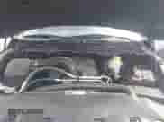 2018 Ram 1500 Tradesman z VIN 1C6RR6FT0JS131914, wystawiony jako IAAI lot #42450939 z przebiegiem 126 119 mil mil oraz . Historia ofert i sprzedaży dostępna na DreamBid. Obrazek 10.