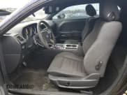 ✅ 2010 Dodge Challenger SE • VIN: 2B3CJ4DV4AH184610 • Lot: 77997204. Wystawiony na Copart z przebiegiem 214 595 mil. Bezpłatny archiwum sprzedaży aukcyjnych z USA i szczegółowy raport historii pojazdu na DreamBid. Zdjęcie 7.