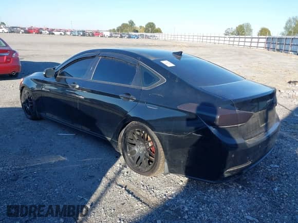 2015 Hyundai Genesis 5.0L z VIN KMHGN4JFXFU104180, wystawiony jako IAAI lot #43613090 z przebiegiem Nie podano mil oraz . Historia ofert i sprzedaży dostępna na DreamBid. Obrazek 3.