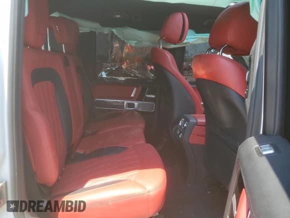 ✅ 2021 Mercedes-Benz G 63 AMG • VIN: W1NYC7HJ7MX398250 • Lot: 61565895. Listed on Copart with 70,099 mi. Free auction sales archive from the USA and detailed vehicle history report at DreamBid. Image 11.