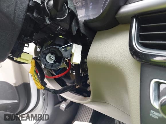 ✅ 2018 Kia Optima S • VIN: 5XXGT4L38JG184817 • Lot: 42317810. Listed on IAAI with 98,734 mi. Free auction sales archive from the USA and detailed vehicle history report at DreamBid. Image 6.