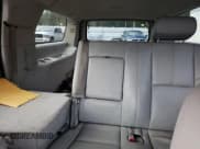 ✅ 2009 Chevrolet Suburban 1LT • VIN: 1GNFK263X9R168049 • Lot: 77641734. Wystawiony na Copart z przebiegiem 158 663 mil. Bezpłatny archiwum sprzedaży aukcyjnych z USA i szczegółowy raport historii pojazdu na DreamBid. Zdjęcie 10.