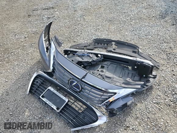 ✅ 2016 Lexus ES 300h • VIN: JTHBW1GG1G2120547 • Lot: 93053945. Wystawiony na Copart z przebiegiem 126 867 mil. Bezpłatny archiwum sprzedaży aukcyjnych z USA i szczegółowy raport historii pojazdu na DreamBid. Zdjęcie 12.