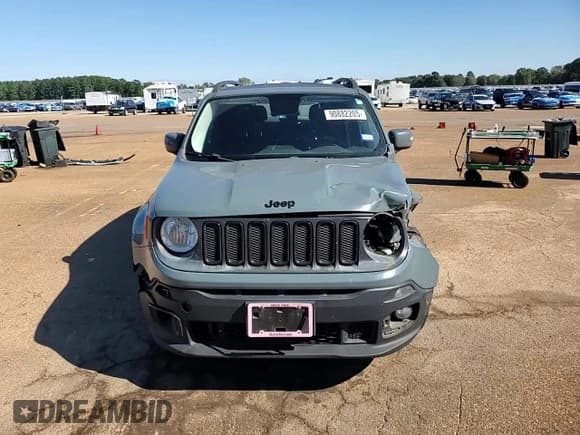 ✅ 2017 Jeep Renegade Altitude • VIN: ZACCJABB9HPE68054 • Lot: 90882205. Wystawiony na Copart z przebiegiem 196 713 mil. Bezpłatny archiwum sprzedaży aukcyjnych z USA i szczegółowy raport historii pojazdu na DreamBid. Zdjęcie 14.