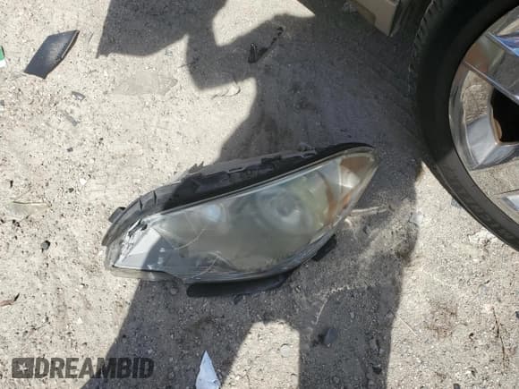 ✅ 2009 Chevrolet Malibu 1LT • VIN: 1G1ZH57BX94163726 • Lot: 70228284. Listed on Copart with 178,230 mi. Free auction sales archive from the USA and detailed vehicle history report at DreamBid. Image 12.