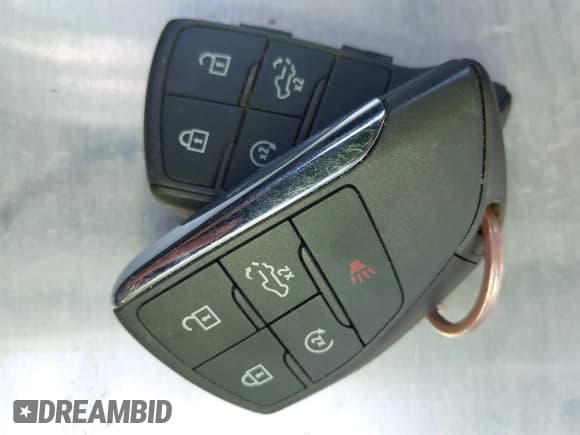 ✅ 2024 Chevrolet Silverado 1500 • VIN: 1GCPADE80RZ216828 • Lot: 43562665. Listed on IAAI with 42,479 mi. Free auction sales archive from the USA and detailed vehicle history report at DreamBid. Image 11.