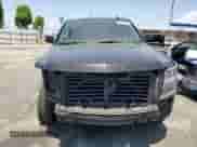 2020 Chevrolet Suburban LS z VIN 1GNSCGKC7LR281494, wystawiony jako Copart lot #57772955 z przebiegiem 56 629 mil mil oraz Szkoda całkowita • Salvage title. Historia ofert i sprzedaży dostępna na DreamBid. Obrazek 5.