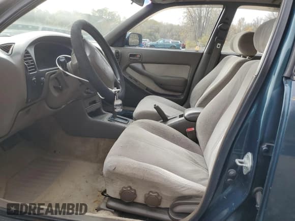 ✅ 1996 Toyota Camry DX • VIN: JT2BG12K2T0413821 • Лот: 85959915. Опубликован ранее на Copart с пробегом 85 999 миль. Бесплатный доступ к архиву аукционных продаж из США и подробный отчёт об истории автомобиля на DreamBid. Изображение 7.