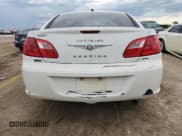 ✅ 2010 Chrysler Sebring Limited • VIN: 1C3CC5FD0AN133491 • Lot: 85317425. Wystawiony na Copart z przebiegiem 179 621 mil. Bezpłatny archiwum sprzedaży aukcyjnych z USA i szczegółowy raport historii pojazdu na DreamBid. Zdjęcie 6.