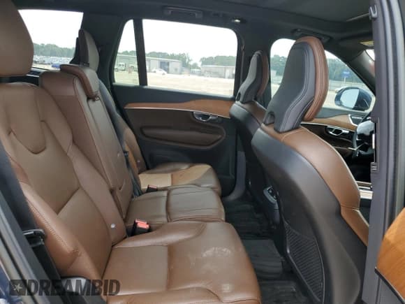 ✅ 2023 Volvo XC90 Plus • VIN: YV4062PN4P1954442 • Лот: 63682645. Опубликован ранее на Copart с пробегом 63 025 миль. Бесплатный доступ к архиву аукционных продаж из США и подробный отчёт об истории автомобиля на DreamBid. Изображение 11.