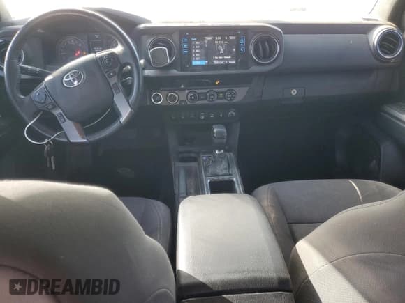 ✅ 2018 Toyota Tacoma TRD Sport • VIN: 3TMCZ5AN8JM123196 • Lot: 87276345. Listed on Copart with 110,078 mi. Free auction sales archive from the USA and detailed vehicle history report at DreamBid. Image 8.