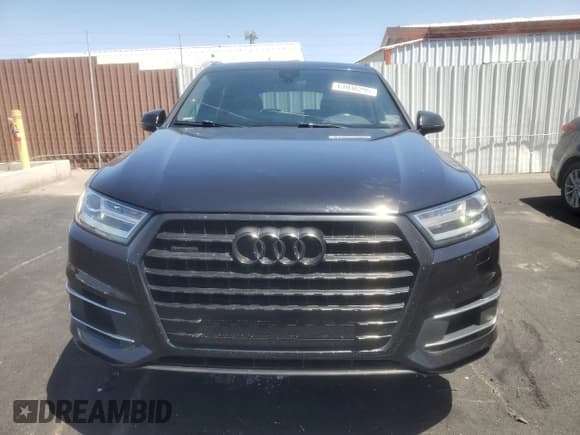✅ 2018 Audi Q7 Premium • VIN: WA1AHAF74JD035006 • Лот: 61036295. Опубликован ранее на Copart с пробегом 202 581 миль. Бесплатный доступ к архиву аукционных продаж из США и подробный отчёт об истории автомобиля на DreamBid. Изображение 5.