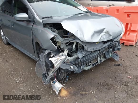 ✅ 2014 Nissan Sentra S • VIN: 3N1AB7AP6EL609030 • Lot: 42417226. Listed on IAAI with 70,947 mi. Free auction sales archive from the USA and detailed vehicle history report at DreamBid. Image 6.