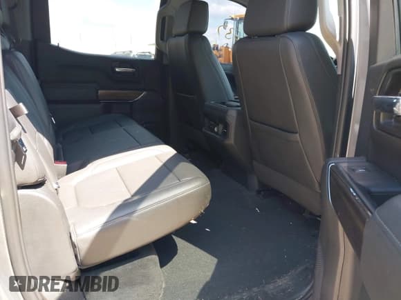 ✅ 2021 Chevrolet Silverado 1500 RST • VIN: 3GCUYEET8MG351315 • Лот: 42864637. Опубликован ранее на IAAI с пробегом 83 597 миль. Бесплатный доступ к архиву аукционных продаж из США и подробный отчёт об истории автомобиля на DreamBid. Изображение 8.