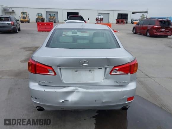 ✅ 2010 Lexus IS 250 • VIN: JTHBF5C28A5119290 • Лот: 40941746. Опубликован ранее на IAAI с пробегом 128 078 миль. Бесплатный доступ к архиву аукционных продаж из США и подробный отчёт об истории автомобиля на DreamBid. Изображение 16.