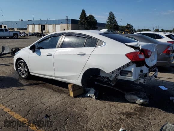 ✅ 2019 Chevrolet Cruze LT • VIN: 1G1BE5SM2K7115418 • Lot: 71056025. Listed on Copart with Not provided. Free auction sales archive from the USA and detailed vehicle history report at DreamBid. Image 2.