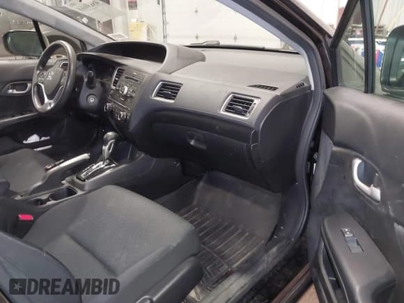 ✅ 2014 Honda Civic LX • VIN: 2HGFB2F54EH521150 • Лот: 43850668. Опубликован ранее на IAAI с пробегом 86 921 миль. Бесплатный доступ к архиву аукционных продаж из США и подробный отчёт об истории автомобиля на DreamBid. Изображение 5.