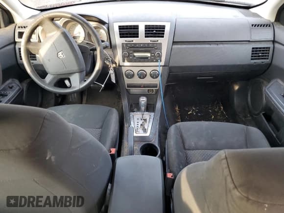 ✅ 2009 Dodge Avenger SE • VIN: 1B3LC46B79N518239 • Лот: 66778714. Опубликован ранее на Copart с пробегом 179 069 миль. Бесплатный доступ к архиву аукционных продаж из США и подробный отчёт об истории автомобиля на DreamBid. Изображение 8.