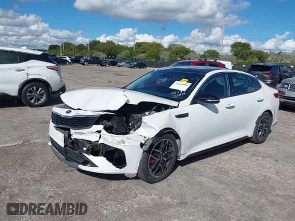 ✅ 2020 Kia Optima SX • VIN: 5XXGW4L2XLG426671 • Lot: 41664806. Wystawiony na IAAI z przebiegiem 68 983 mil. Bezpłatny archiwum sprzedaży aukcyjnych z USA i szczegółowy raport historii pojazdu na DreamBid. Zdjęcie 2.