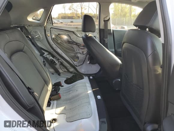 ✅ 2020 Hyundai Kona Limited • VIN: KM8K3CA51LU466606 • Лот: 75261404. Опубликован ранее на Copart с пробегом 57 613 миль. Бесплатный доступ к архиву аукционных продаж из США и подробный отчёт об истории автомобиля на DreamBid. Изображение 11.