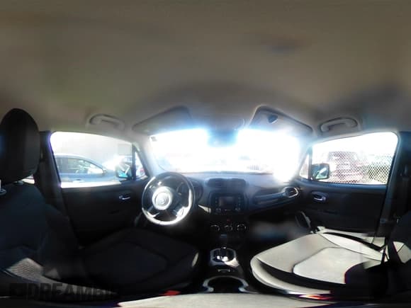 ✅ 2017 Jeep Renegade Latitude • VIN: ZACCJABB4HPG20712 • Lot: 43812798. Wystawiony na IAAI z przebiegiem 108 412 mil. Bezpłatny archiwum sprzedaży aukcyjnych z USA i szczegółowy raport historii pojazdu na DreamBid. Zdjęcie 20.