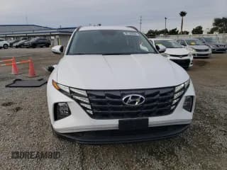 ✅ 2023 Hyundai Tucson SEL • VIN: KM8JBDA29PU104541 • Lot: 82169254. Wystawiony na Copart z przebiegiem 20 046 mil. Bezpłatny archiwum sprzedaży aukcyjnych z USA i szczegółowy raport historii pojazdu na DreamBid. Zdjęcie 5.
