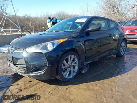 ✅ 2016 Hyundai Veloster • VIN: KMHTC6AD1GU262391 • Lot: 41649087. Wystawiony na IAAI z przebiegiem 96 104 mil. Bezpłatny archiwum sprzedaży aukcyjnych z USA i szczegółowy raport historii pojazdu na DreamBid. Zdjęcie 2.