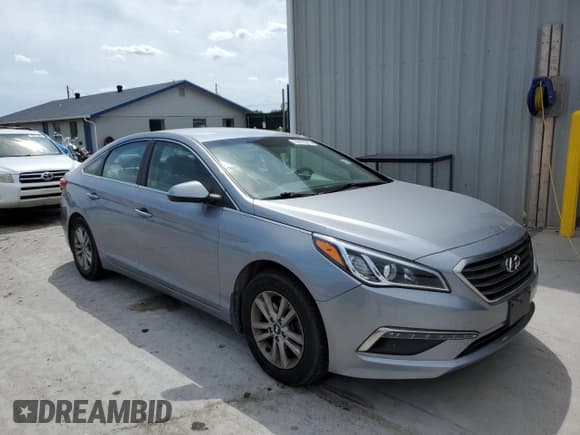 ✅ 2015 Hyundai Sonata SE • VIN: 5NPE24AF0FH160854 • Lot: 70173775. Listed on Copart with 46,007 mi. Free auction sales archive from the USA and detailed vehicle history report at DreamBid. Image 4.