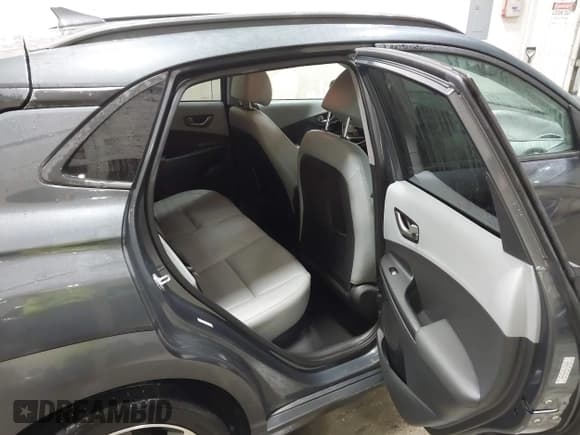 ✅ 2019 Hyundai Kona Ultimate • VIN: KM8K53A50KU193604 • Лот: 43455100. Опубликован ранее на IAAI с пробегом 48 686 миль. Бесплатный доступ к архиву аукционных продаж из США и подробный отчёт об истории автомобиля на DreamBid. Изображение 8.