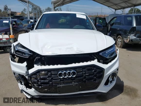 ✅ 2023 Audi SQ5 Sportback Premium Plus • VIN: WA124AFY7P2036034 • Lot: 42327943. Listed on IAAI with 28,309 mi. Free auction sales archive from the USA and detailed vehicle history report at DreamBid. Image 12.