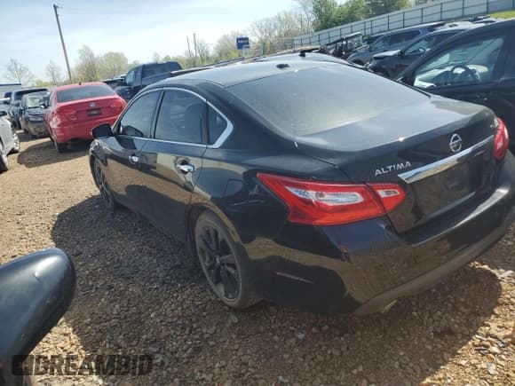 ✅ 2017 Nissan Altima SV • VIN: 1N4AL3AP1HC198595 • Лот: 49764614. Опубликован ранее на Copart с пробегом 139 743 миль. Бесплатный доступ к архиву аукционных продаж из США и подробный отчёт об истории автомобиля на DreamBid. Изображение 2.