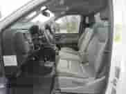 2018 Chevrolet Silverado 3500HD Work Truck с VIN 1GB3KYCY5JF128065, выставлен на аукционе Copart как лот 86155594 с пробегом 42 535 миль миль и Чистый • Clean title. История ставок и продаж доступна на DreamBid. Изображение 7.