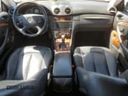 ✅ 2005 Mercedes-Benz CLK 320 • VIN: WDBTJ65J95F129288 • Lot: 52433525. Listed on Copart with 133,344 mi. Free auction sales archive from the USA and detailed vehicle history report at DreamBid. Image 8.