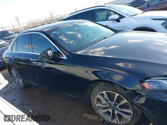 ✅ 2020 Mercedes-Benz E 450 • VIN: W1KZF6JB7LA822341 • Лот: 41223625. Опубликован ранее на IAAI с пробегом 58 018 миль. Бесплатный доступ к архиву аукционных продаж из США и подробный отчёт об истории автомобиля на DreamBid. Изображение 13.