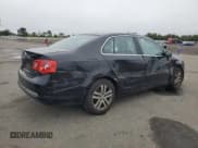 ✅ 2006 Volkswagen Jetta 2.5L • VIN: 3VWRG71K26M775527 • Лот: 81575495. Опубликован ранее на Copart с пробегом 156 697 миль. Бесплатный доступ к архиву аукционных продаж из США и подробный отчёт об истории автомобиля на DreamBid. Изображение 3.