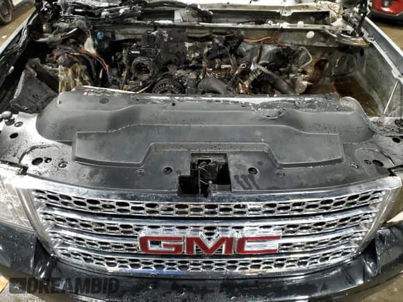 ✅ 2014 GMC Sierra 3500HD SRW Denali • VIN: 1GT426E83EF190507 • Лот: 85589364. Опубликован ранее на Copart с пробегом Не указан. Бесплатный доступ к архиву аукционных продаж из США и подробный отчёт об истории автомобиля на DreamBid. Изображение 12.