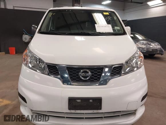 ✅ 2017 Nissan NV200 SV • VIN: 3N6CM0KN8HK707990 • Лот: 42102673. Опубликован ранее на IAAI с пробегом 68 192 миль. Бесплатный доступ к архиву аукционных продаж из США и подробный отчёт об истории автомобиля на DreamBid. Изображение 12.
