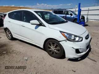2012 Hyundai Accent SE with VIN KMHCU5AE7CU013877, listed as a Copart auction lot 69120805 with 118,048 mi miles and Non repairable. Bid and sale history available at DreamBid. Image 4.