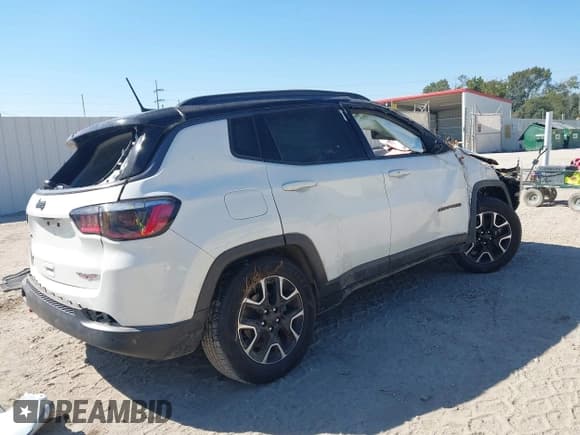 ✅ 2021 Jeep Compass Trailhawk • VIN: 3C4NJDDB8MT532949 • Лот: 40559932. Опубликован ранее на IAAI с пробегом 74 349 миль. Бесплатный доступ к архиву аукционных продаж из США и подробный отчёт об истории автомобиля на DreamBid. Изображение 4.