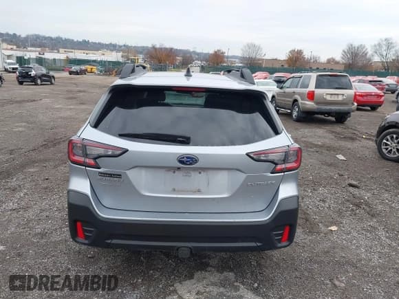 ✅ 2020 Subaru Outback Premium • VIN: 4S4BTAEC1L3141361 • Lot: 43783097. Listed on IAAI with 66,435 mi. Free auction sales archive from the USA and detailed vehicle history report at DreamBid. Image 16.