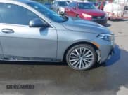 ✅ 2022 BMW 2 Series 228i • VIN: WBA53AK08N7K04055 • Lot: 42592469. Wystawiony na IAAI z przebiegiem 14 855 mil. Bezpłatny archiwum sprzedaży aukcyjnych z USA i szczegółowy raport historii pojazdu na DreamBid. Zdjęcie 6.