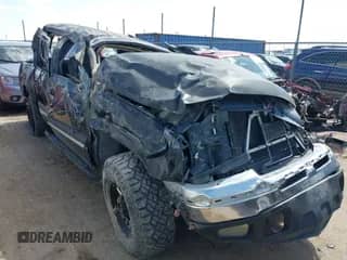 2006 Chevrolet Silverado 1500HD LT2 z VIN 1GCGC13U56F109246, wystawiony jako IAAI lot #42824385 z przebiegiem Nie podano mil oraz . Historia ofert i sprzedaży dostępna na DreamBid. Obrazek 1.