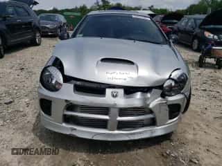 2004 Dodge Neon SRT-4 z VIN 1B3ES66S64D582696, wystawiony jako Copart lot #63822685 z przebiegiem 127 485 mil mil oraz Czysty tytuł • Clean title. Historia ofert i sprzedaży dostępna na DreamBid. Obrazek 5.